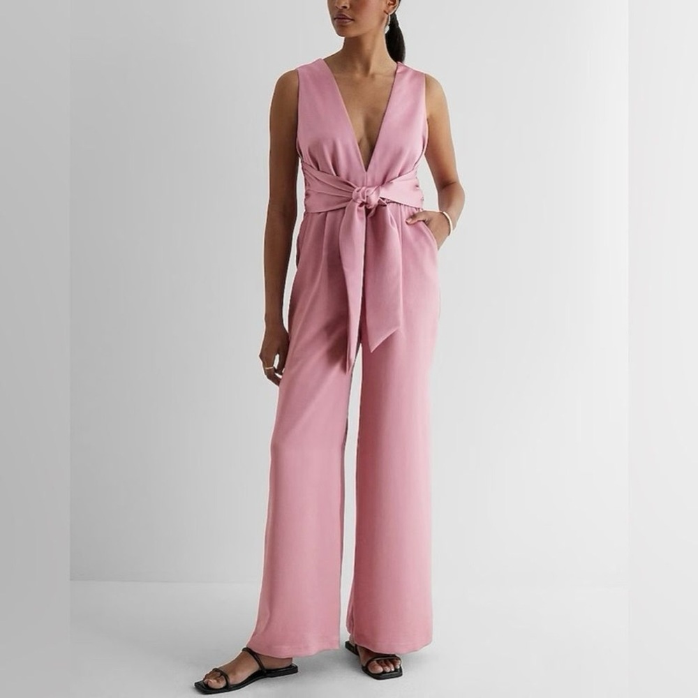 EXPRESS Satin V-Neck Tie Waist Wide Leg Jumpsuit Pink NWT Size Small